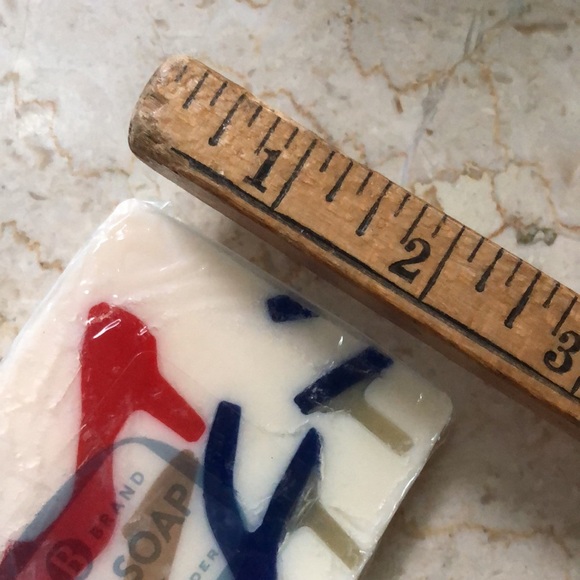 NWT Basin sliced to order artisan glycerin soap shoe inlay design & loofa - Picture 11 of 16